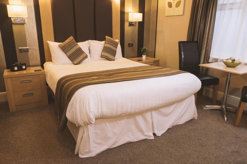 Trivelles Park Hotel Preston  Exterior foto